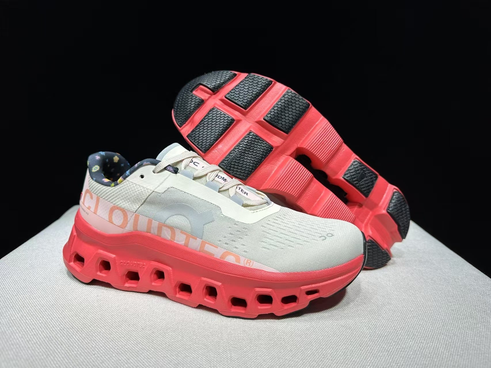 On Running Cloudmonster Sneakers Light gray-orange