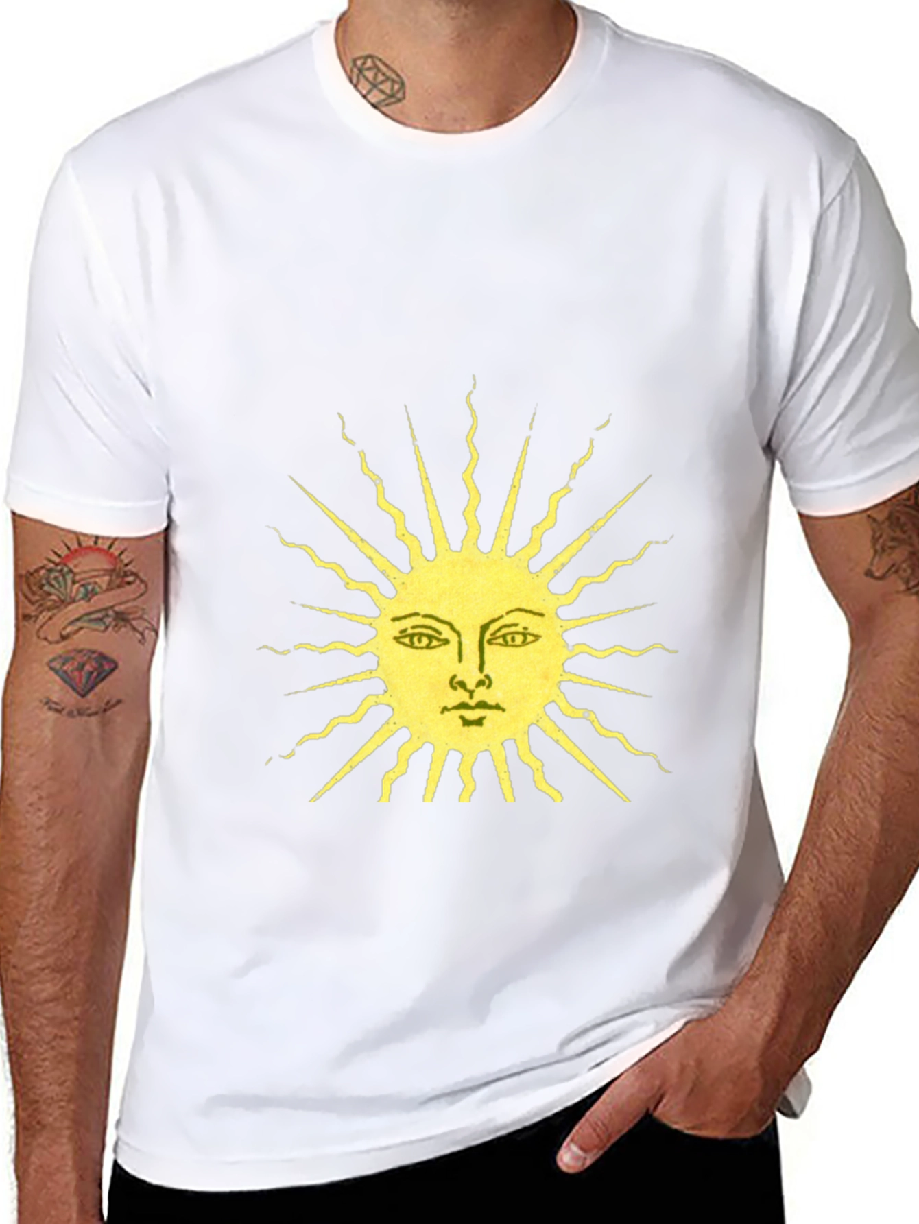 Black Sun Graphic Tee - Stylish Mens Casual Wear