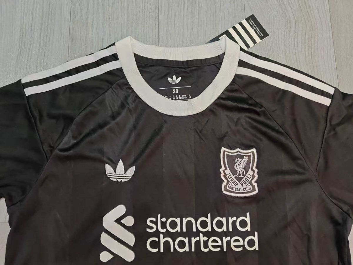 KIDS Liverpool FC  Third Goalkeeper Kit Core Black / Cloud White