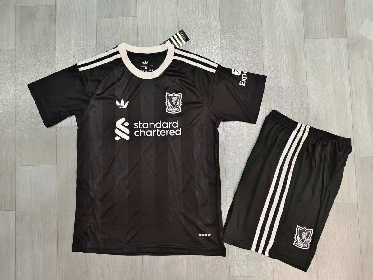 KIDS Liverpool FC  Third Goalkeeper Kit Core Black / Cloud White