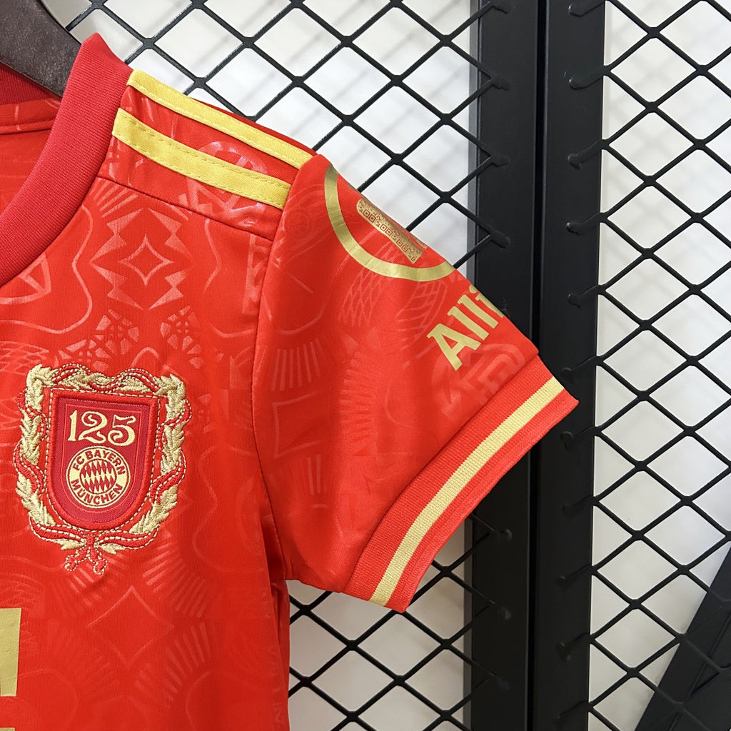 Kid's Bayern Munich 125th Anniversary Kit 2025/26