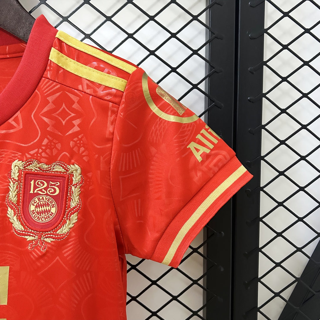 Kid's Bayern Munich 125th Anniversary Kit 2025/26