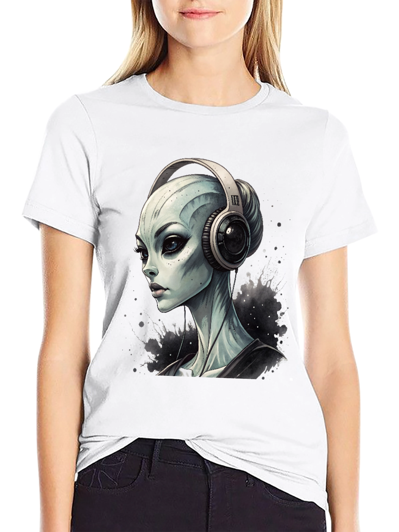 Alien DJ Black T-Shirt - Sci-Fi Music Lover Tee