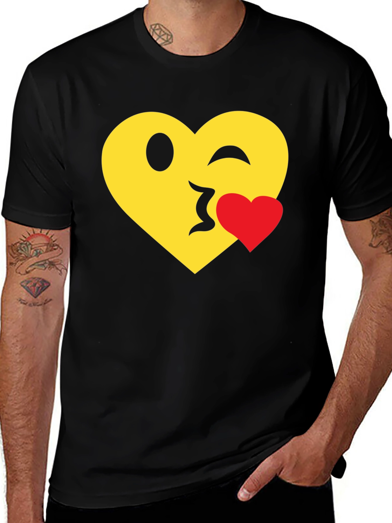 Emoji Heart Kiss T-Shirt - Black