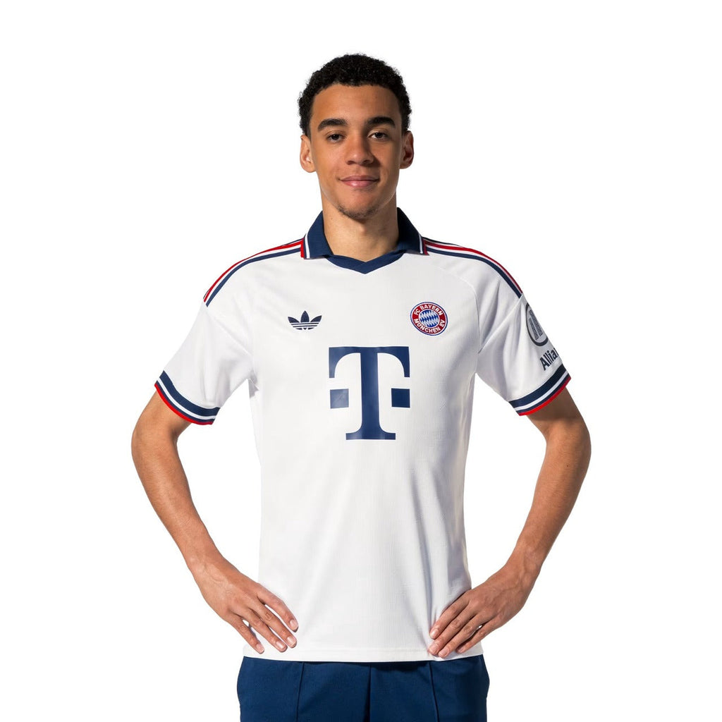 FC Bayern München 2026/27 Away Jersey（Custom）